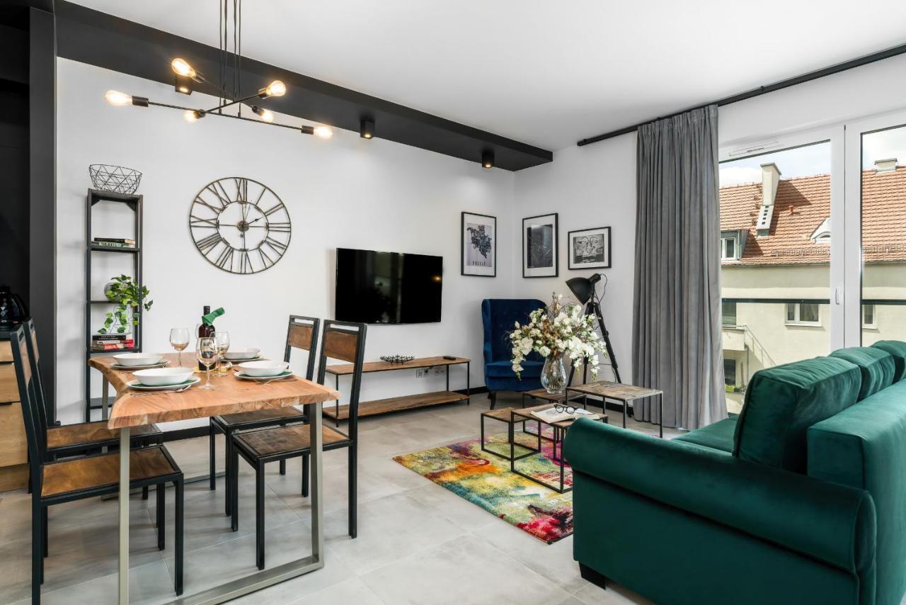 Apartments Poznan Chwaliszewo Residence With Free Garage By Noclegi Renters Extérieur photo
