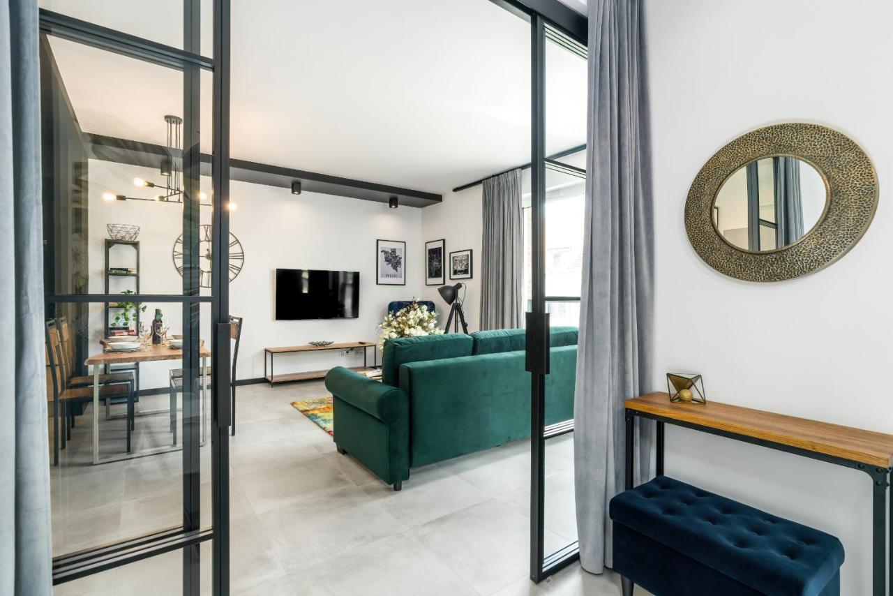 Apartments Poznan Chwaliszewo Residence With Free Garage By Noclegi Renters Extérieur photo