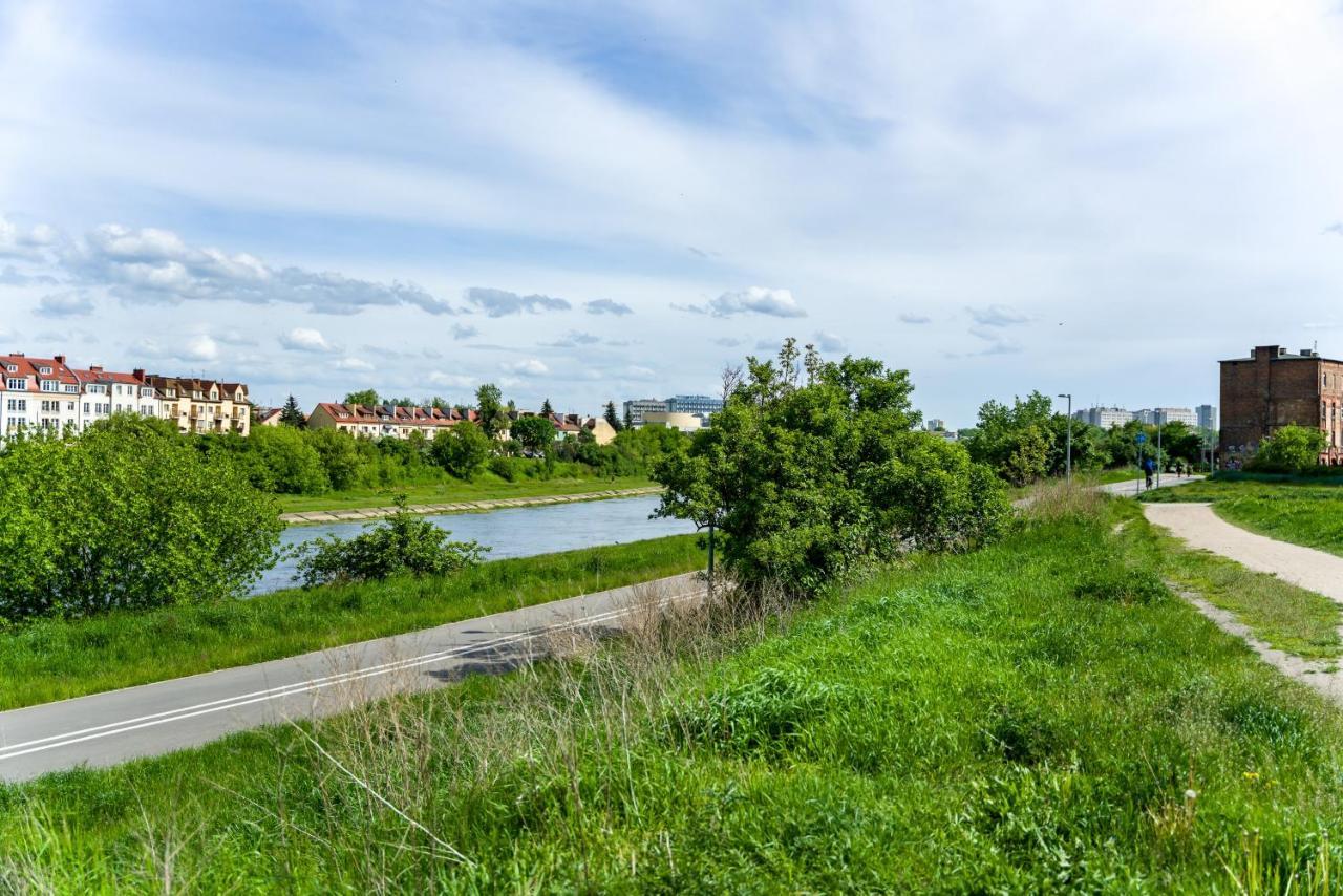 Apartments Poznan Chwaliszewo Residence With Free Garage By Noclegi Renters Extérieur photo