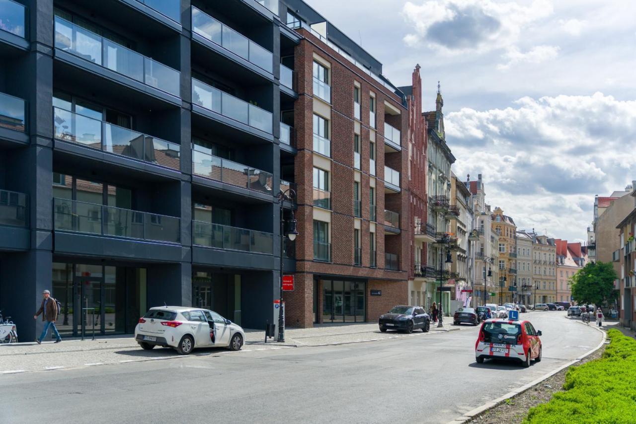 Apartments Poznan Chwaliszewo Residence With Free Garage By Noclegi Renters Extérieur photo