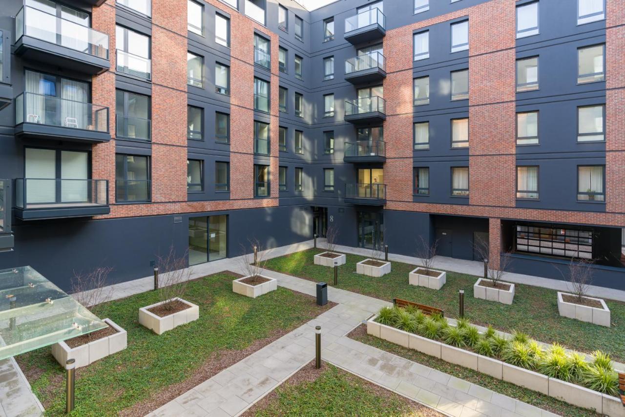 Apartments Poznan Chwaliszewo Residence With Free Garage By Noclegi Renters Extérieur photo